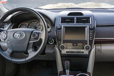 2012 Toyota Camry XLE V6   - Photo 10 - Sacramento, CA 95826