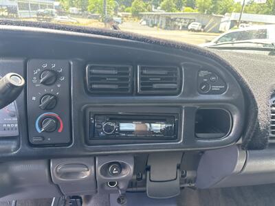 1999 Dodge Ram 2500 Laramie SLT - Photo 15 - Portland, OR 97267