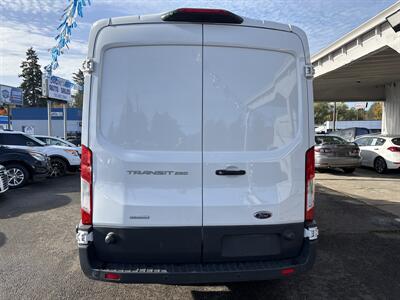 2018 Ford Transit 250 - Photo 6 - Portland, OR 97267