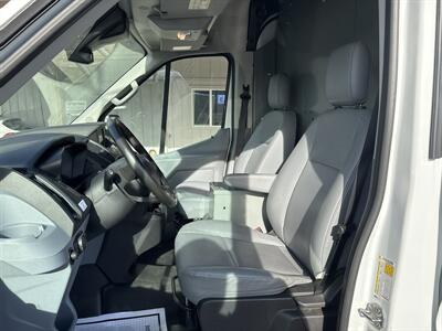 2018 Ford Transit 250 - Photo 9 - Portland, OR 97267