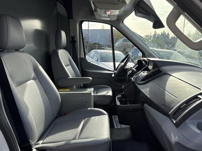 2018 Ford Transit 250 - Photo 17 - Portland, OR 97267