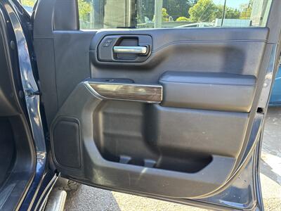 2020 Chevrolet Silverado 2500HD LT - Photo 18 - Portland, OR 97267