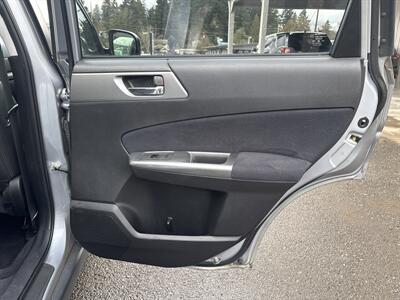 2012 Subaru Forester 2.5X Limited   - Photo 17 - Portland, OR 97267