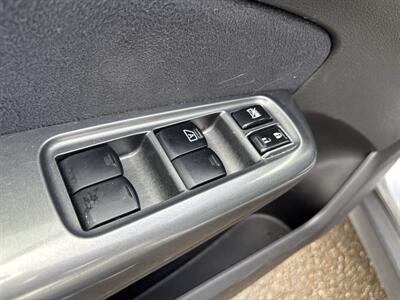 2012 Subaru Forester 2.5X Limited   - Photo 10 - Portland, OR 97267
