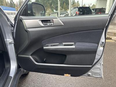 2012 Subaru Forester 2.5X Limited   - Photo 19 - Portland, OR 97267
