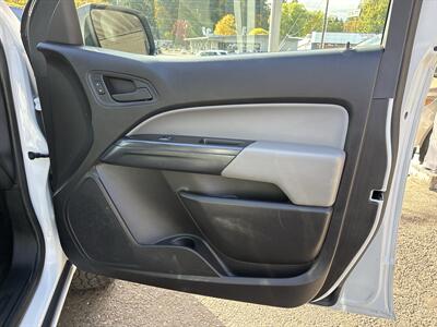 2017 Chevrolet Colorado Work Truck - Photo 13 - Portland, OR 97267