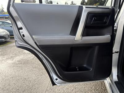 2013 Toyota 4Runner SR5 - Photo 14 - Portland, OR 97267