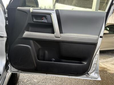 2013 Toyota 4Runner SR5 - Photo 12 - Portland, OR 97267