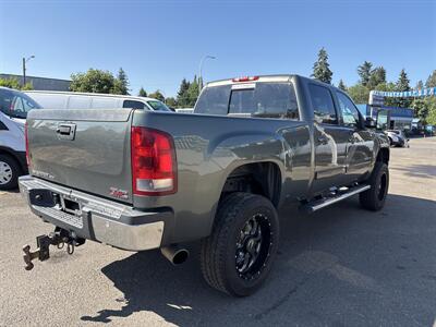 2011 GMC Sierra 3500HD SLT - Photo 7 - Portland, OR 97267