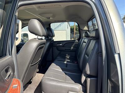 2011 GMC Sierra 3500HD SLT - Photo 10 - Portland, OR 97267