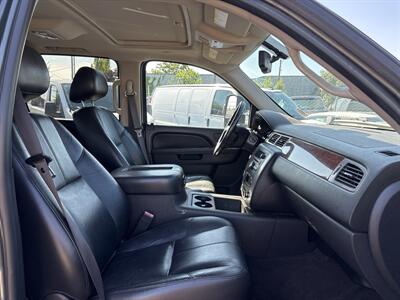 2011 GMC Sierra 3500HD SLT - Photo 13 - Portland, OR 97267
