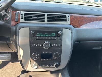 2011 GMC Sierra 3500HD SLT - Photo 14 - Portland, OR 97267