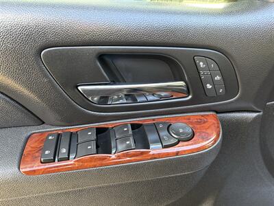 2011 GMC Sierra 2500HD SLT   - Photo 12 - Portland, OR 97267