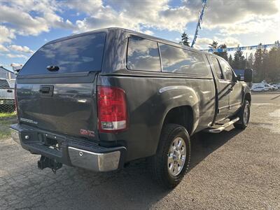 2011 GMC Sierra 2500HD SLT   - Photo 7 - Portland, OR 97267