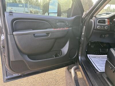 2011 GMC Sierra 2500HD SLT   - Photo 9 - Portland, OR 97267