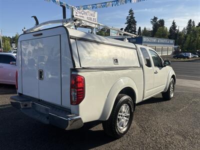 2014 Nissan Frontier SV V6   - Photo 7 - Portland, OR 97267