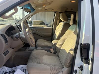 2014 Nissan Frontier SV V6   - Photo 10 - Portland, OR 97267