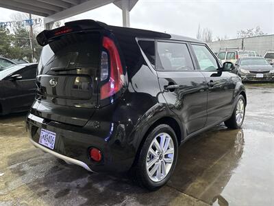 2017 Kia Soul EX   - Photo 7 - Portland, OR 97267