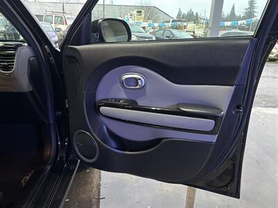 2017 Kia Soul EX   - Photo 19 - Portland, OR 97267
