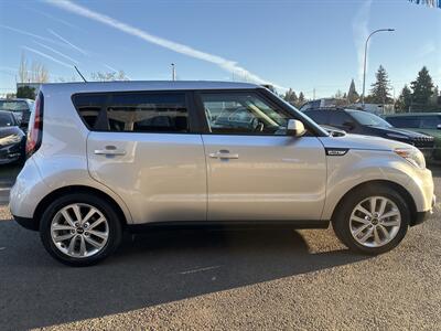 2018 Kia Soul +   - Photo 8 - Portland, OR 97267