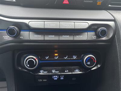 2019 Hyundai VELOSTER 2.0L   - Photo 15 - Portland, OR 97267