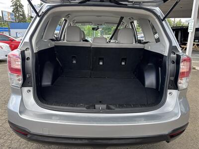 2018 Subaru Forester 2.5i - Photo 15 - Portland, OR 97267