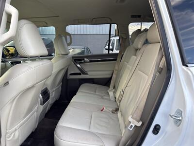 2016 Lexus GX 460 - Photo 13 - Portland, OR 97267