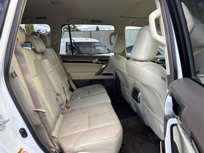 2016 Lexus GX 460 - Photo 18 - Portland, OR 97267