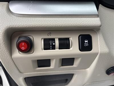 2015 Subaru XV Crosstrek 2.0i Limited   - Photo 20 - Portland, OR 97267