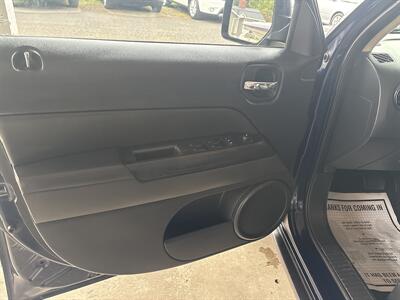 2015 Jeep Patriot Sport   - Photo 9 - Portland, OR 97267