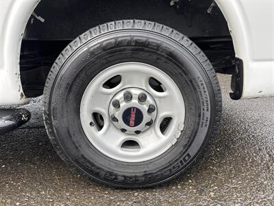 2016 GMC Savana 2500   - Photo 25 - Portland, OR 97267