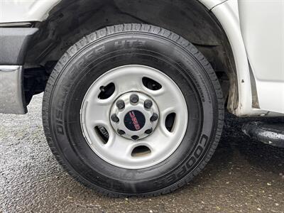 2016 GMC Savana 2500   - Photo 24 - Portland, OR 97267