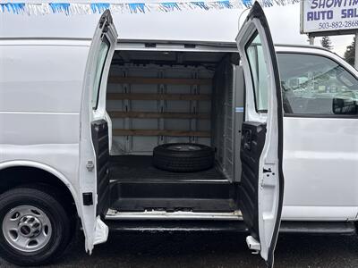 2016 GMC Savana 2500   - Photo 15 - Portland, OR 97267