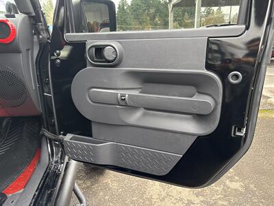 2007 Jeep Wrangler Unlimited X - Photo 20 - Portland, OR 97267