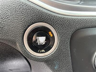 2020 Dodge Charger SXT   - Photo 21 - Portland, OR 97267