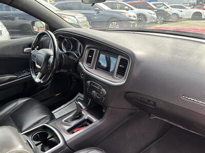2020 Dodge Charger SXT   - Photo 17 - Portland, OR 97267