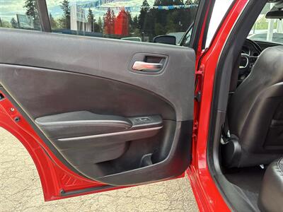 2020 Dodge Charger SXT   - Photo 10 - Portland, OR 97267