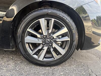 2021 Nissan Versa SV   - Photo 25 - Portland, OR 97267