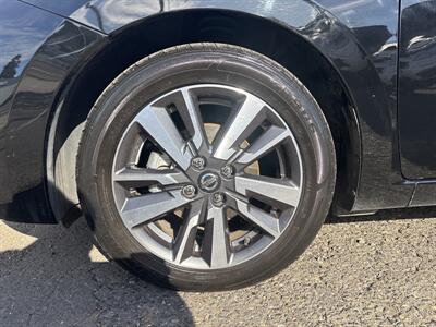 2021 Nissan Versa SV   - Photo 22 - Portland, OR 97267