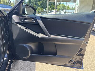 2012 Mazda Mazda3 i Touring - Photo 17 - Portland, OR 97267