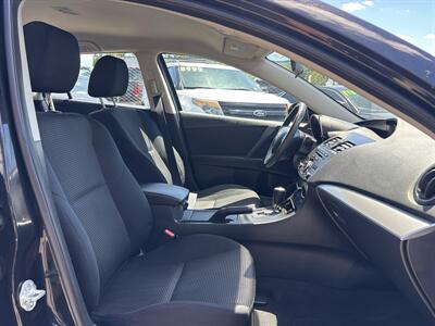 2012 Mazda Mazda3 i Touring - Photo 18 - Portland, OR 97267