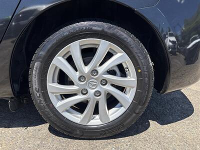 2012 Mazda Mazda3 i Touring - Photo 23 - Portland, OR 97267