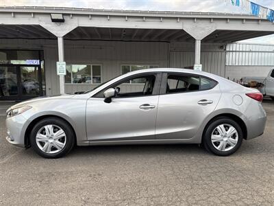 2015 Mazda Mazda3 i Sport   - Photo 4 - Portland, OR 97267