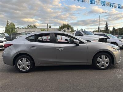 2015 Mazda Mazda3 i Sport   - Photo 8 - Portland, OR 97267