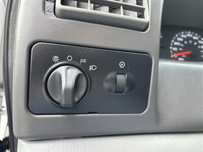 2002 Ford F-350 Super Duty XLT - Photo 19 - Portland, OR 97267