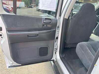 2004 Dodge Dakota Sport - Photo 13 - Portland, OR 97267