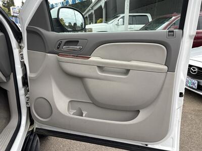 2013 Chevrolet Tahoe LT - Photo 19 - Portland, OR 97267