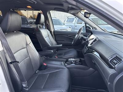 2017 Honda Pilot Elite   - Photo 19 - Portland, OR 97267