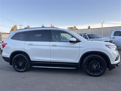 2017 Honda Pilot Elite   - Photo 8 - Portland, OR 97267