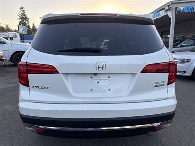 2017 Honda Pilot Elite   - Photo 6 - Portland, OR 97267